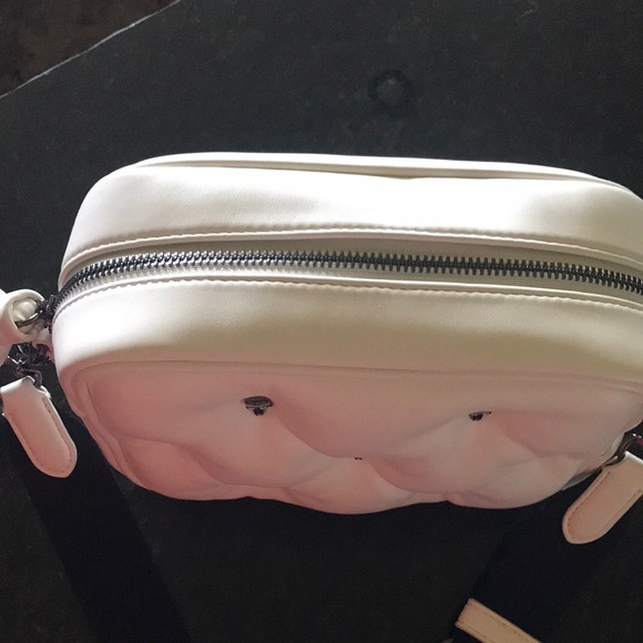 Karl Lagerfeld Camera Bag - Picture 3 of 8